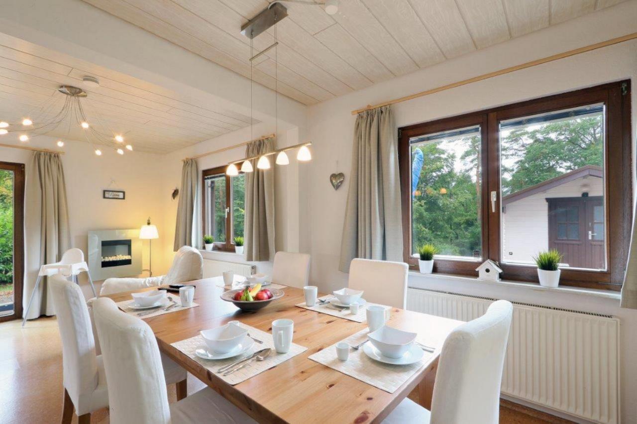 Seepark Kirchheim Ferienhaus Bei Anne Mit Sauna ภายนอก รูปภาพ